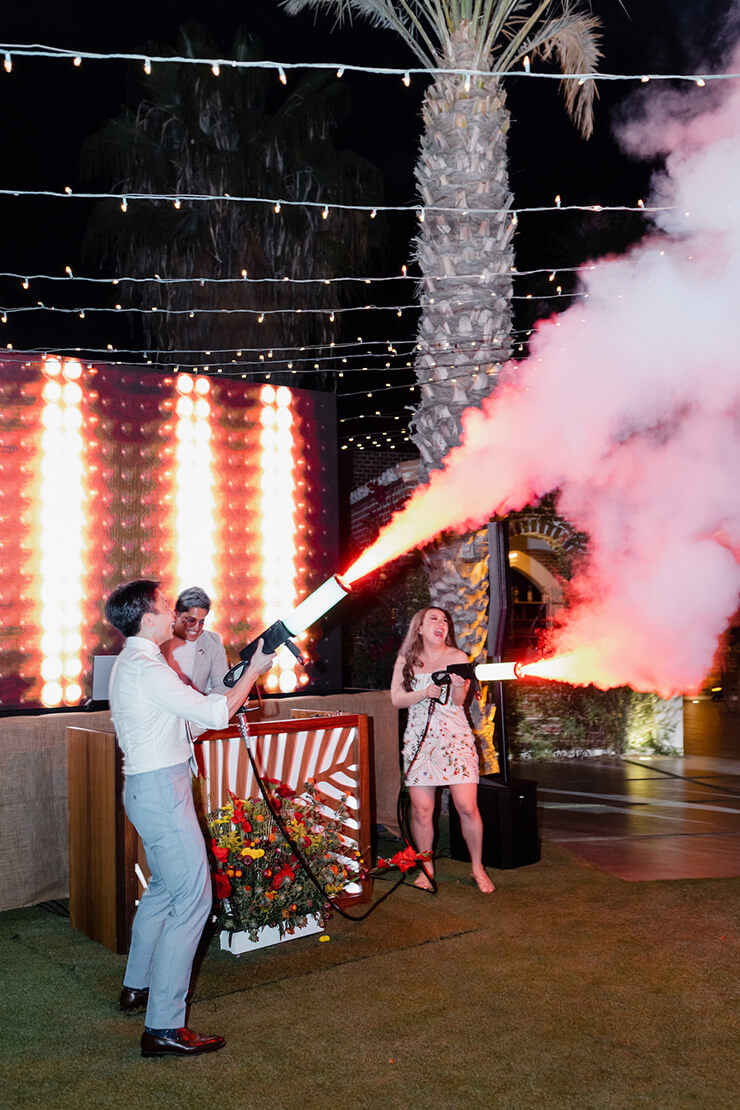 factors choosing wedding planner