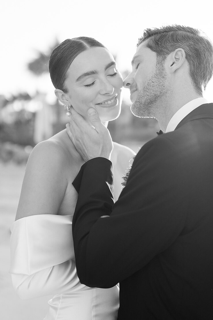 factors choosing wedding planner